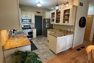 17731 Southridge Ct, Minnetonka, MN 55345 - Photo 6