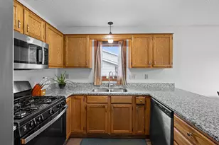 1266 129th Ln NE, Blaine, MN 55434 - Photo 8