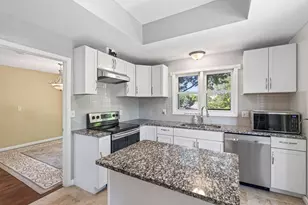 5795 Shannon Trail SE, Prior Lake, MN 55372 - Photo 4