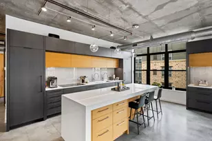 200 Park Ave, Minneapolis, MN 55415 - Photo 6