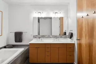 200 Park Ave, Minneapolis, MN 55415 - Photo 38
