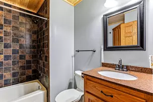 10960 385th St, North Branch, MN 55056 - Photo 12