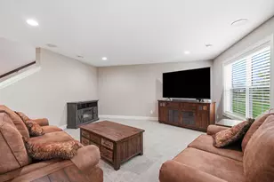 16588 E Lake Dr, Lakeville, MN 55044 - Photo 26