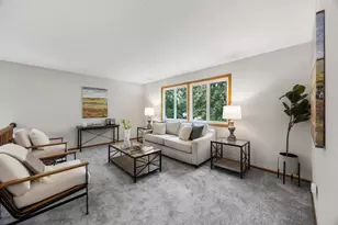 5700 Deer Trail E, Shoreview, MN 55126 - Photo 8