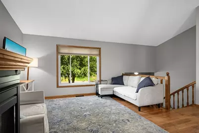 4089 Pennsylvania Avenue, Eagan, MN 55123 - Photo 6