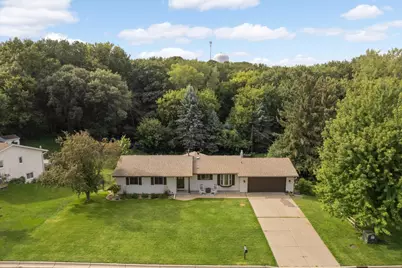 13712 E Wellington Crescent, Burnsville, MN 55337 - Photo 32