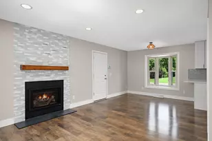 13712 E Wellington Crescent, Burnsville, MN 55337 - Photo 8