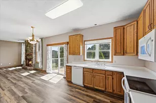 2084 Wallingford Cir, Woodbury, MN 55125 - Photo 10
