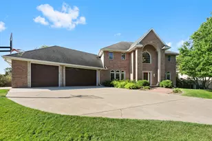 1908 25th St S, Saint Cloud, MN 56301 - Photo 2