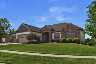 1545 Century Knoll Ln NE, Rochester, MN 55906 - Photo 2
