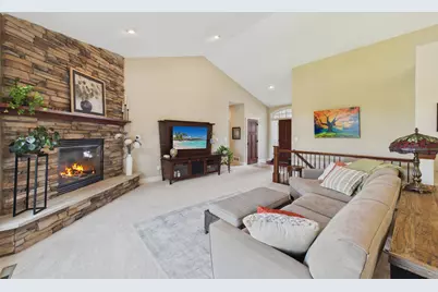 1545 Century Knoll Lane NE, Rochester, MN 55906 - Photo 4