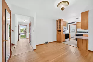 3617 Boone Ave N, New Hope, MN 55427 - Photo 4