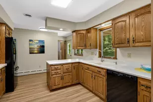 805 Kingsview Ln N, Plymouth, MN 55447 - Photo 12