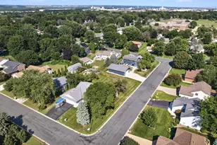 1112 Legion St S, Shakopee, MN 55379 - Photo 24
