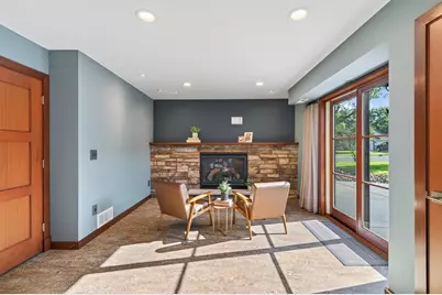 1112 Legion Street S, Shakopee, MN 55379 - Photo 14