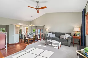 1112 Legion St S, Shakopee, MN 55379 - Photo 10