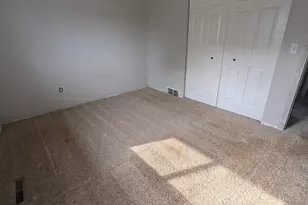404 Kim Ln, Owatonna, MN 55060 - Photo 8
