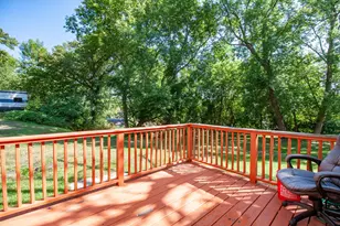 422 N Cleveland Ave, Fergus Falls, MN 56537 - Photo 28