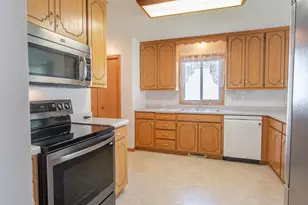 5871 Sandy Dr, Saint Cloud, MN 56303 - Photo 12