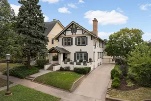 904 Osceola Ave, Saint Paul, MN 55105 - Photo 2