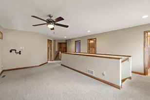 10742 Maple Blvd, Woodbury, MN 55129 - Photo 20