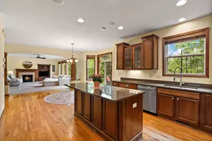 10742 Maple Blvd, Woodbury, MN 55129 - Photo 18