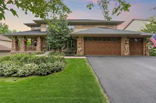 10742 Maple Blvd, Woodbury, MN 55129 - Photo 38