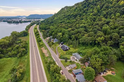 149 E Lake Boulevard, Winona, MN 55987 - Photo 4