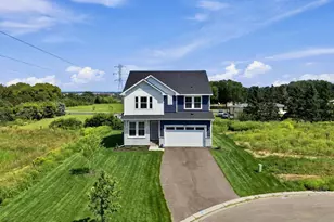 1407 Summerland Wy, Shakopee, MN 55379 - Photo 28