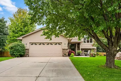 9303 Washburn Avenue N, Brooklyn Park, MN 55444 - Photo 1