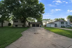 3115 Covent Garden St S, Moorhead, MN 56560 - Photo 2