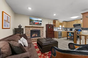 4555 W 131 1/2 St, Savage, MN 55378 - Photo 10