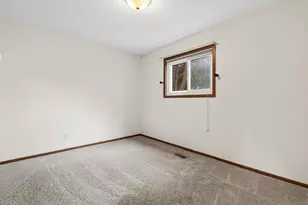 804 Seal St, Saint Paul, MN 55114 - Photo 18