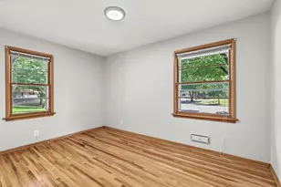 2938 Washburn Cir, Richfield, MN 55423 - Photo 12