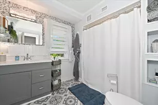 902 E 8th St, Superior, WI 54880 - Photo 20