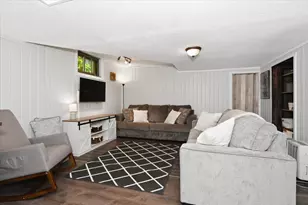 902 E 8th St, Superior, WI 54880 - Photo 22