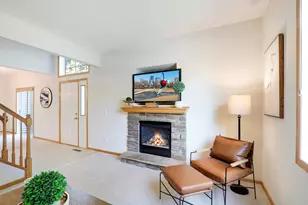 9429 Marshall Rd, Eden Prairie, MN 55347 - Photo 8