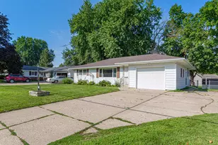 1334 Lincoln Ave, Owatonna, MN 55060 - Photo 4