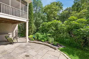 1329 Waterford Dr, Golden Valley, MN 55422 - Photo 36