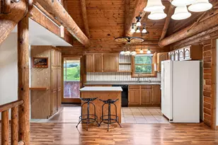 565 Beckman Rd, La Crescent, MN 55947 - Photo 4