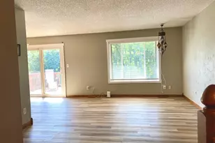 9774 Magnolia St NW, Coon Rapids, MN 55433 - Photo 4