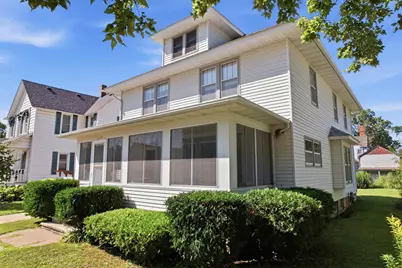 564 W Wabasha Street, Winona, MN 55987 - Photo 1