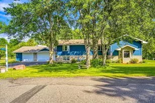 33165 Marmon St NE, Cambridge, MN 55008 - Photo 2