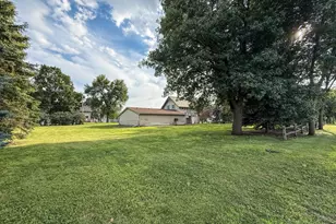 741 East St, Stewart, MN 55385 - Photo 6