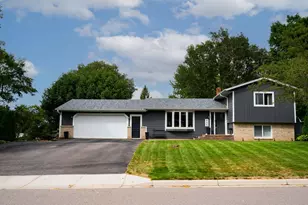 805 13th St N, Sauk Rapids, MN 56379 - Photo 1