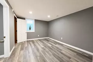 1066 Beatrice St, Eagan, MN 55065 - Photo 14