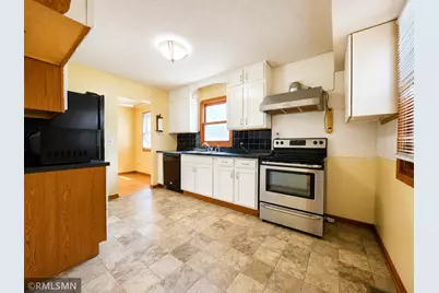 1066 Beatrice Street, Eagan, MN 55065 - Photo 6