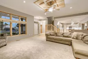 2040 Staghorn Dr, Shakopee, MN 55379 - Photo 16