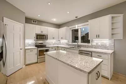 2040 Staghorn Drive, Shakopee, MN 55379 - Photo 6
