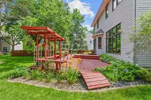 8441 W Lake Dr, Chanhassen, MN 55317 - Photo 26